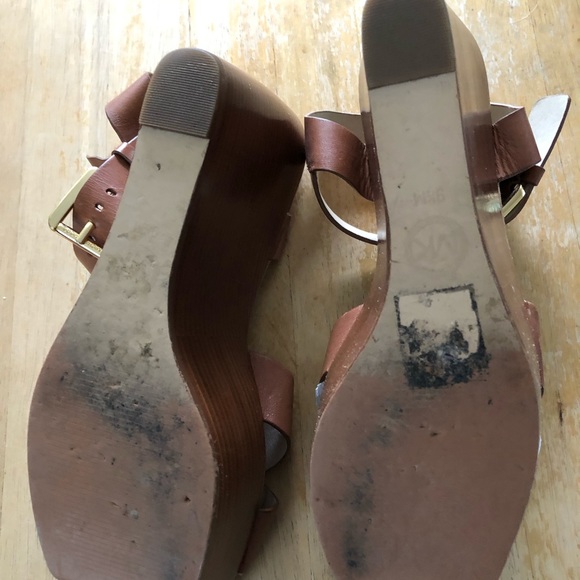 Michael Kors platform - Picture 4 of 6